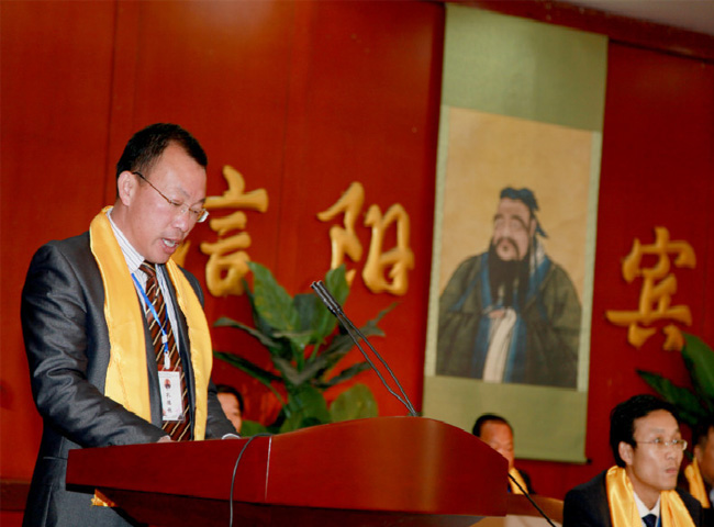 仁愛鑄造新輝煌 ——記河南永和建設(shè)集團有限公司黨支部書記、董事長孔德穩(wěn) 
