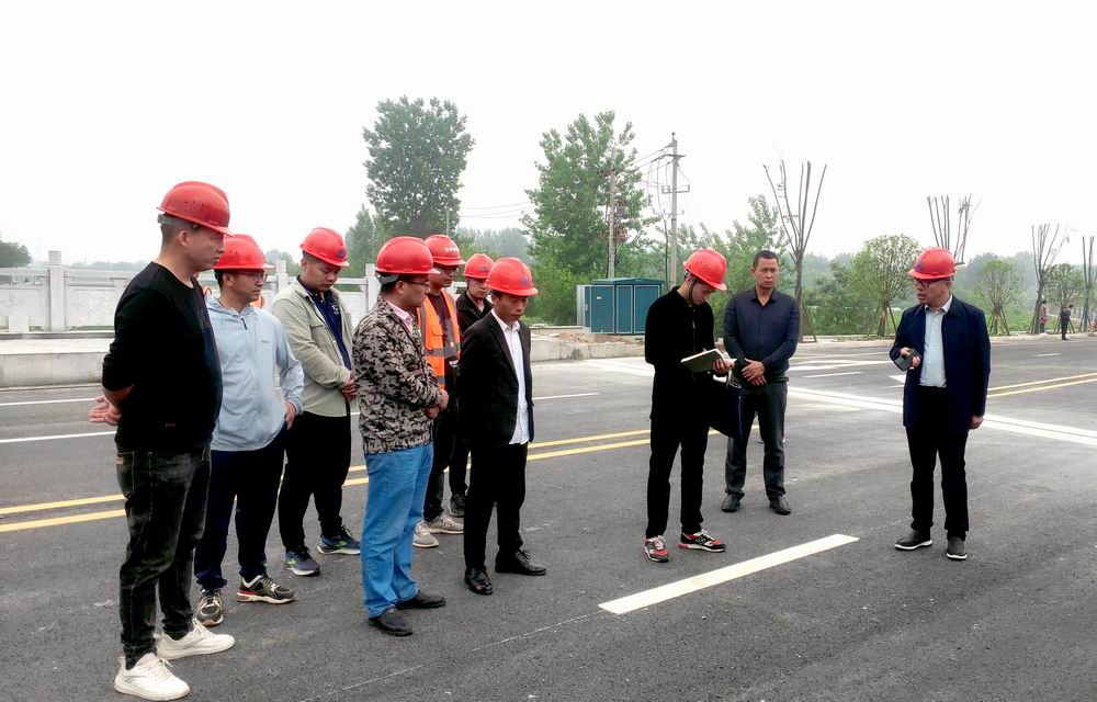 集團(tuán)組織開展內(nèi)部質(zhì)量觀摩會(huì)